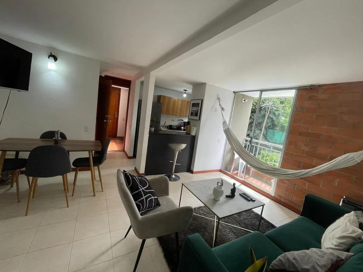 Very Cozy 2 Bedroom 2 Bath With Balcony In El Poblado Medellin